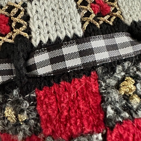 Marisa Canvas Multicolor Patterned Knit Vest Button Front S/M, Fair, Festival - Picture 3 of 8